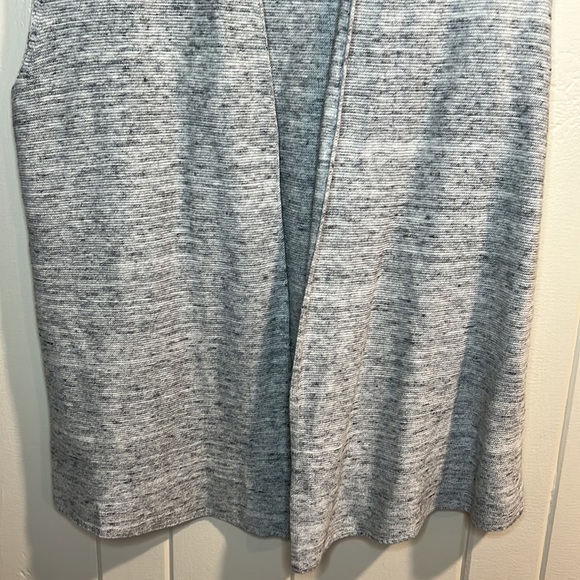 J. Jill Gray Sleeveless Cardigan Open Sweater Vest - Picture 4 of 8